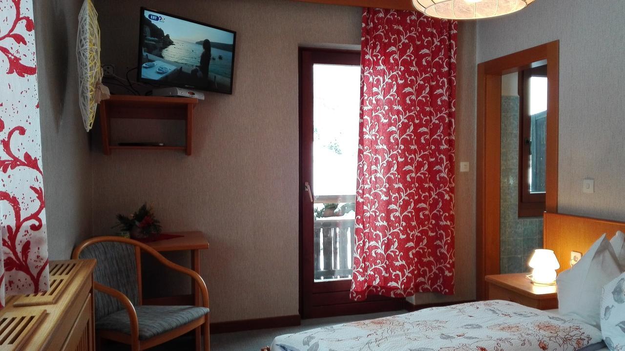 Bed and Breakfast Giessauf Бад Кляйнкирххайм Экстерьер фото